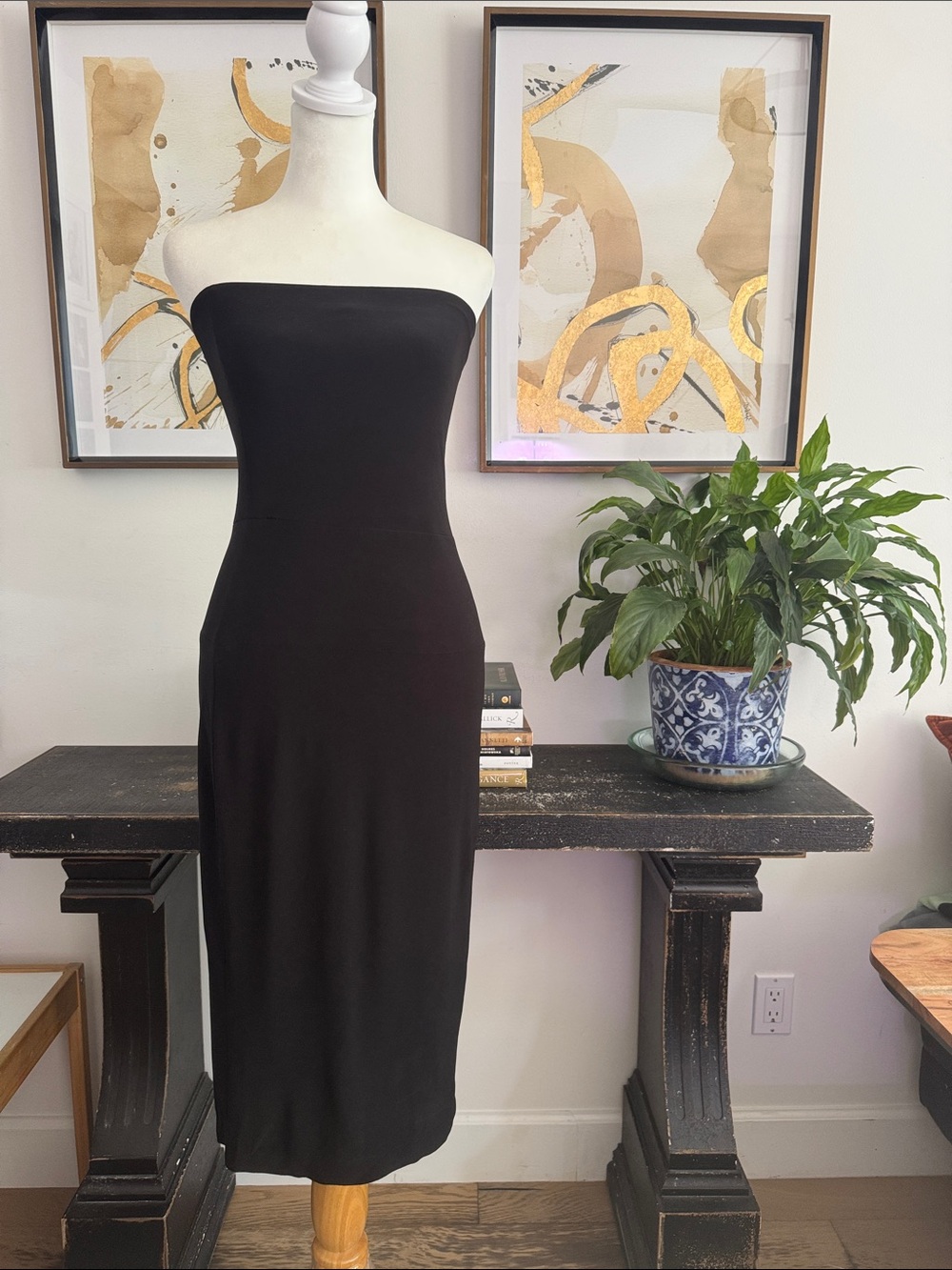Norma Kamali sleek minimalist black strapless body con tube dress